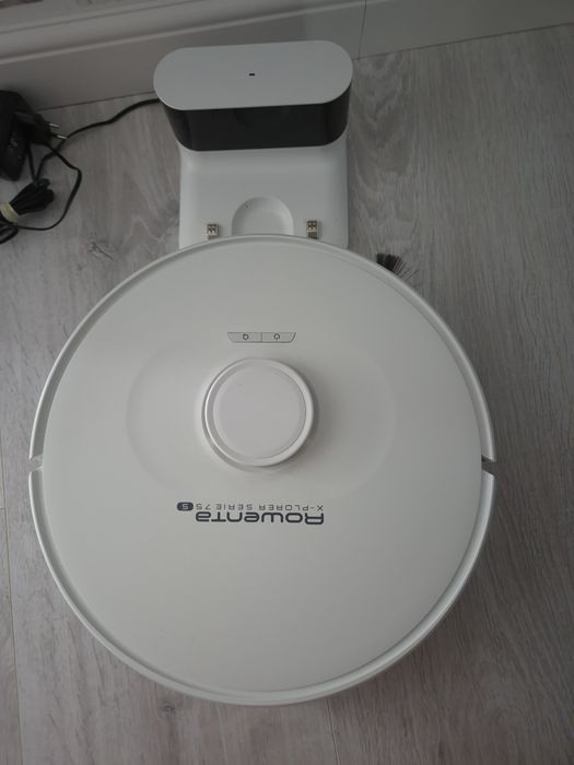 Aspirator robot Rowenta