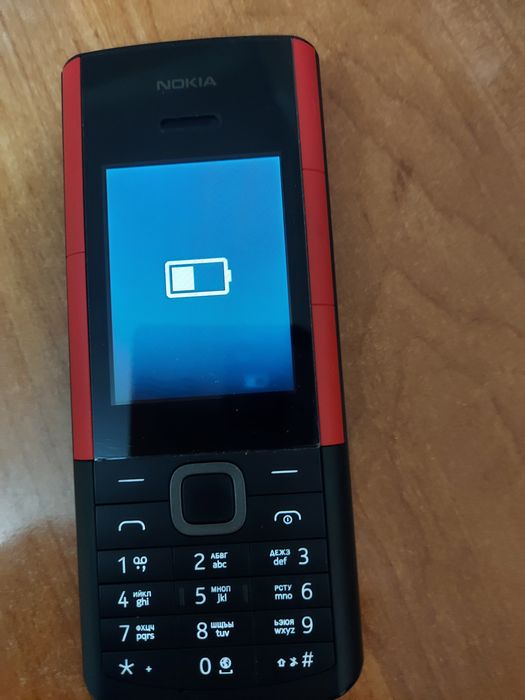 Продам, Nokia 5710.