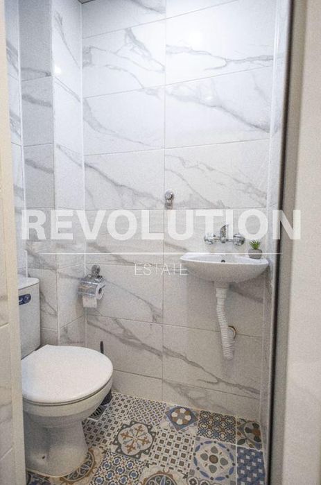 Дава се под наем Четиристаен апартамент в Варна, Спортна зала - 100 кв.м за 900 € - Снимка #6