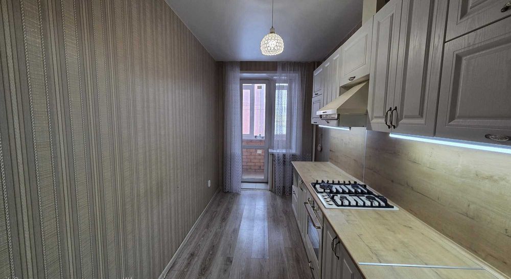 Продам 2шку в районе Плазы