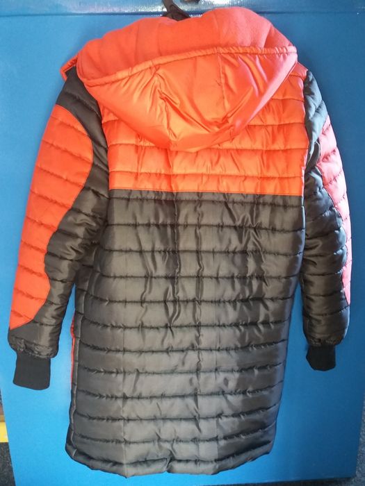 продам куртку 42-44 размер