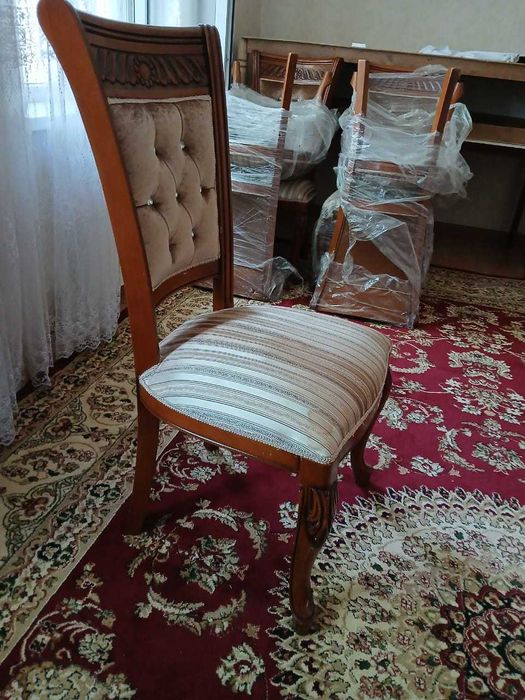 Стулья для гостинной