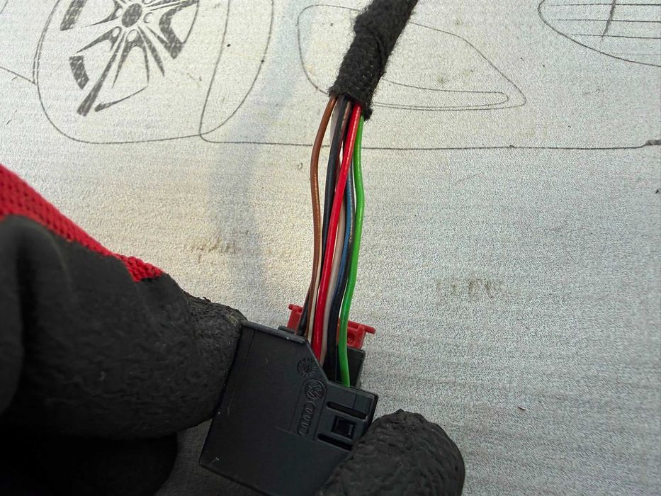 Oglindă Retrovizoare Stânga Electrică cu Rabatare și Semnalizare 7 Pini Volkswagen Passat B7 3AB857507F / 857507F 2014 / [2011-2014] / (5A3)