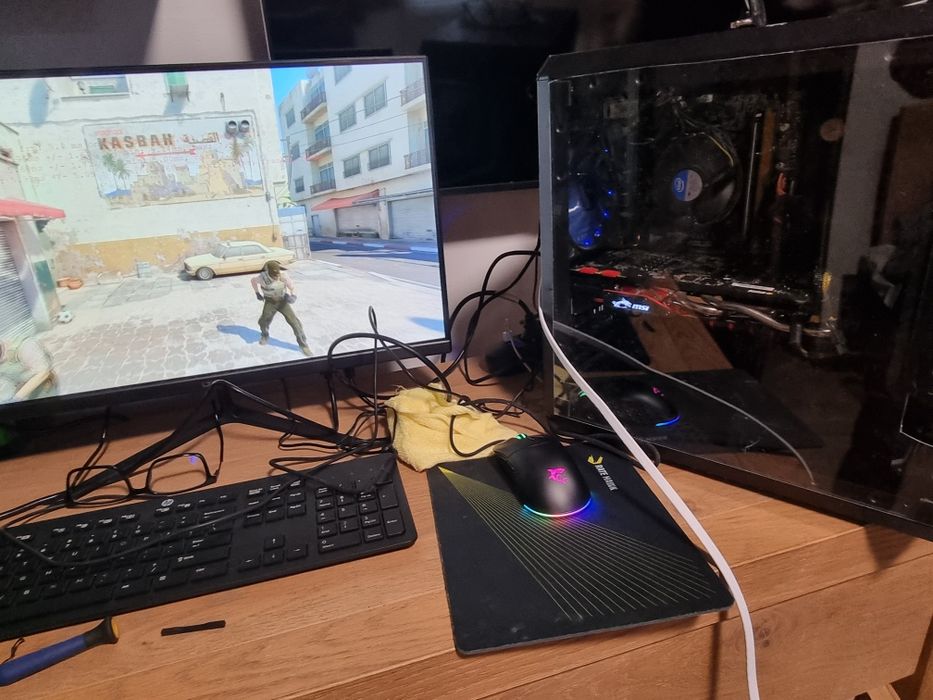 Pc gaming i5-7500 ,gtx 970 4g 256 biti ssd 120 gb +  cadou un monitor samsung