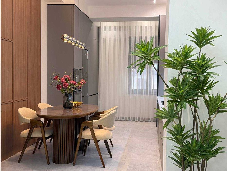 Срочно Продается 3\3\10 90м2 ЖК Kamron Palace ц-2 алайский !!