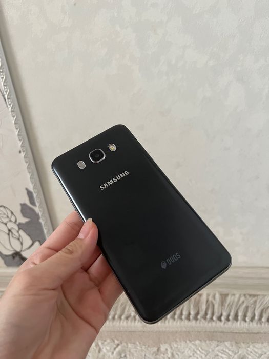 Продам телефоны на запчасти