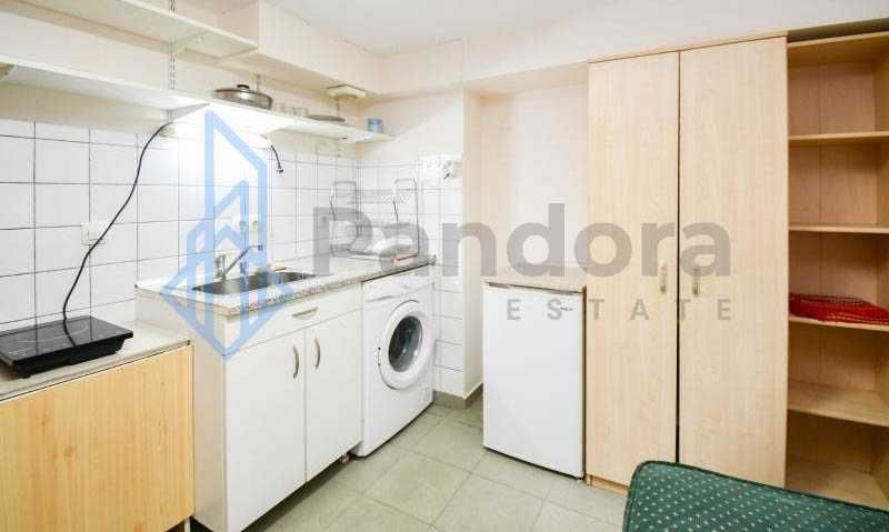 Дава се под наем Едностаен апартамент в София, Лозенец - 36 кв.м за 340 € - Снимка #1