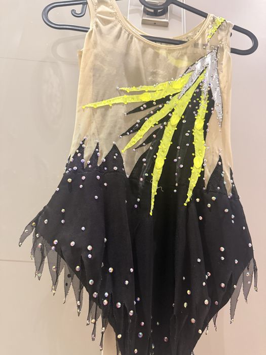 Трико за художествена гимнастика