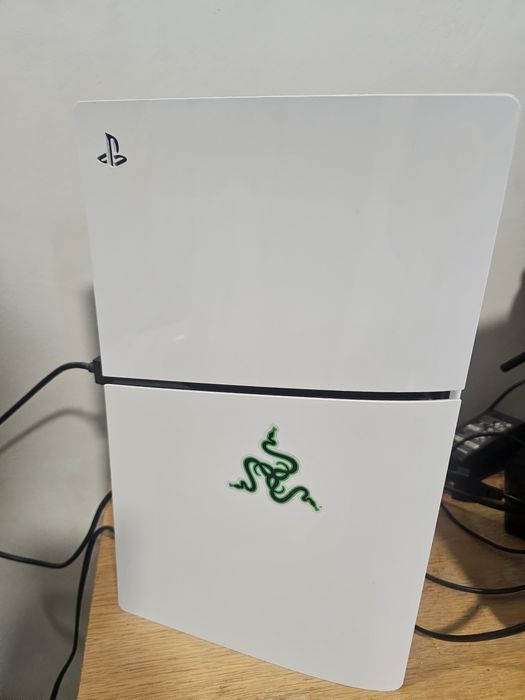Vând Ps5 Slim disc edition 1Tb