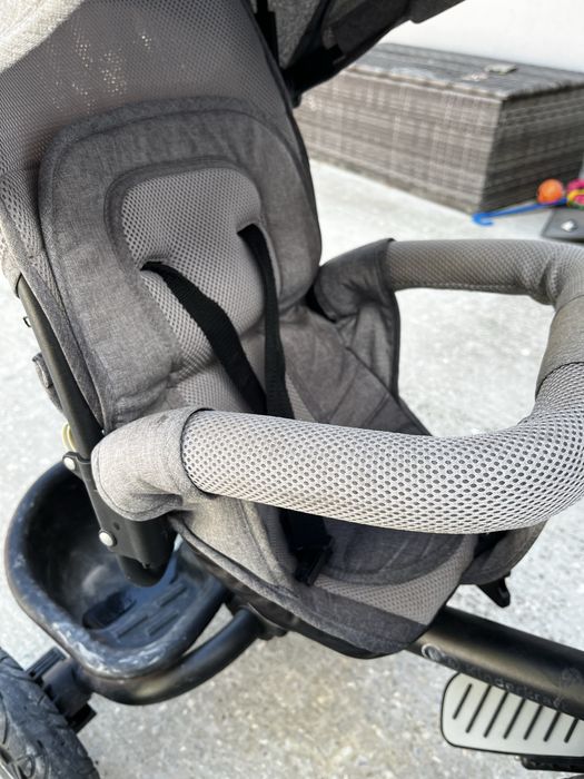 Триколка Kinderkraft Spinstep сива