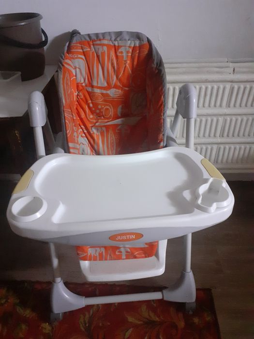 Продам Шикарный стульчик для кормления