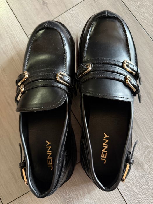 Обувки, размер 40