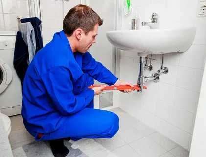 Santexnika va svarchiklik xizmati  ataplenita ishlarni qilamiz