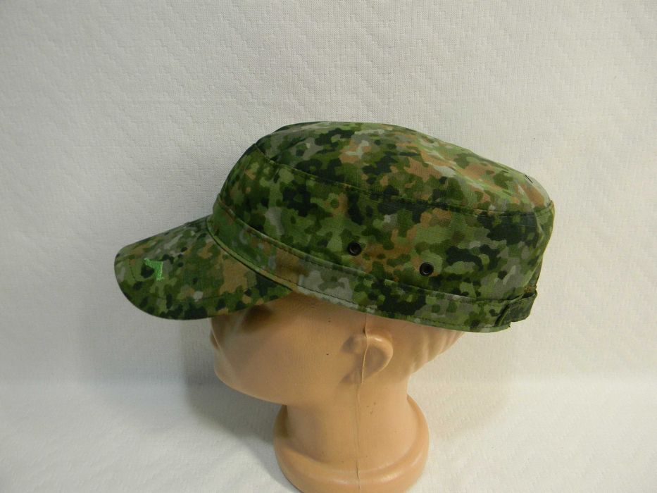 Sepci, berete, palarii. Producator.