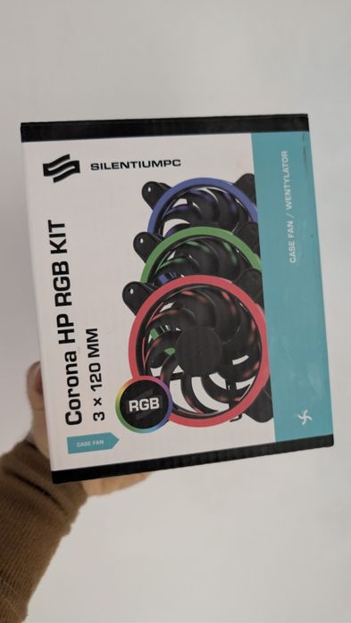 Aerocool P7-C1 TG+ 3* SilentiumPC Corona+ controler RGB