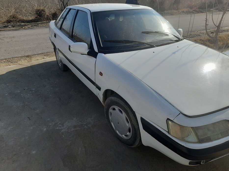 Сотилади. Эсперо.