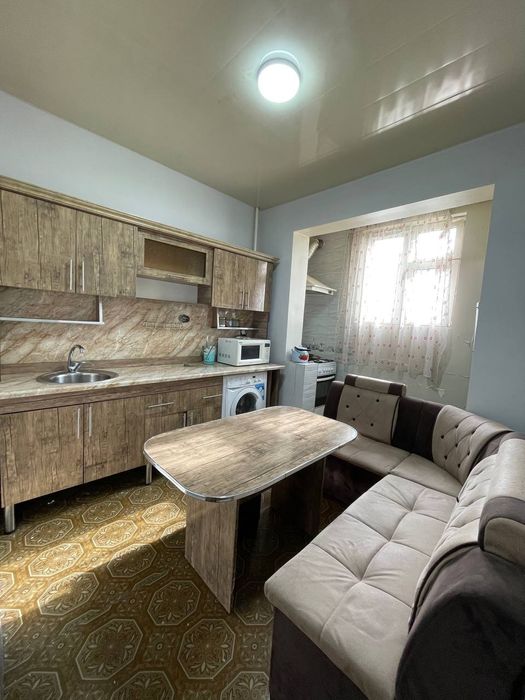 Яшнабад на против базара кадышева