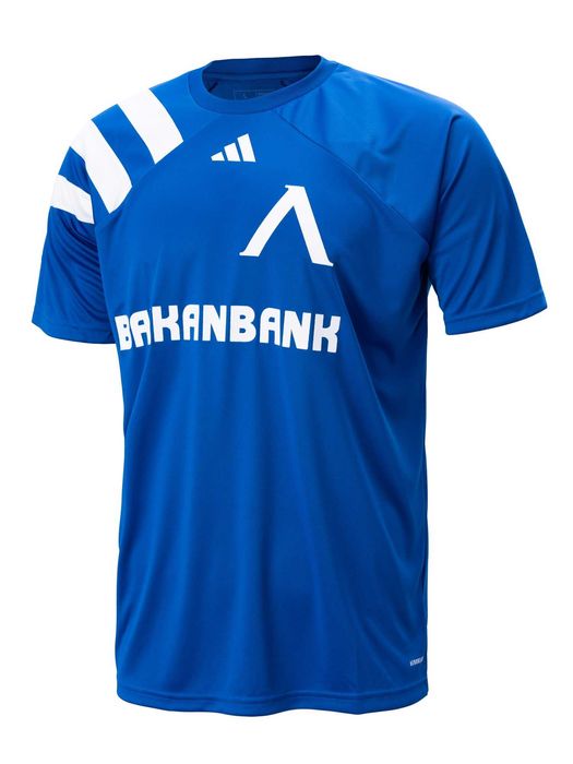 Фланелка Левски победи в двубой на гиганти!