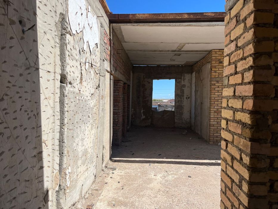 Продается недостроенный коттедж