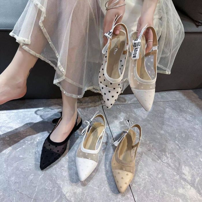 Stilniy oyoq kiyimlar