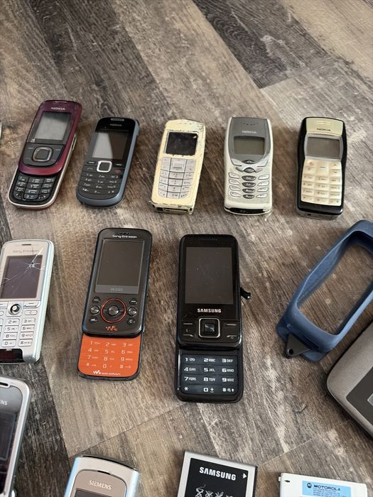 Телефони класика, зарядни