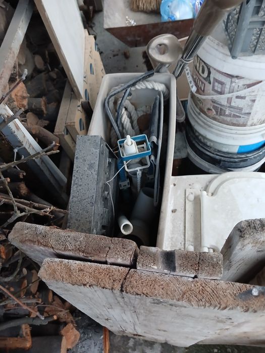 Unitaz sotiladi. Унитаз сотилади