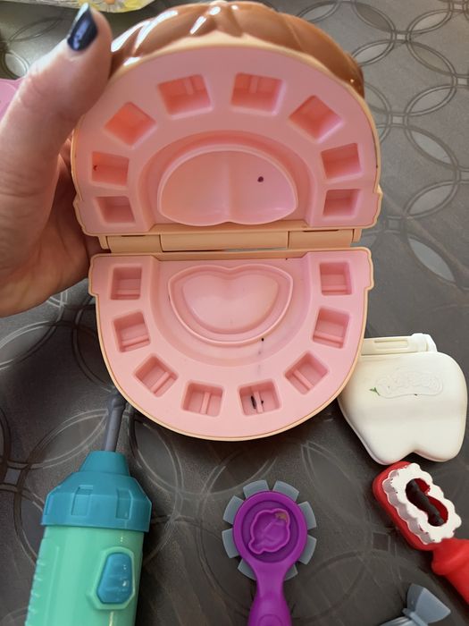 Игрален комплект play-doh зъболекар