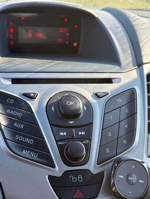 FORD Fiesta 2010 — imagine 2
