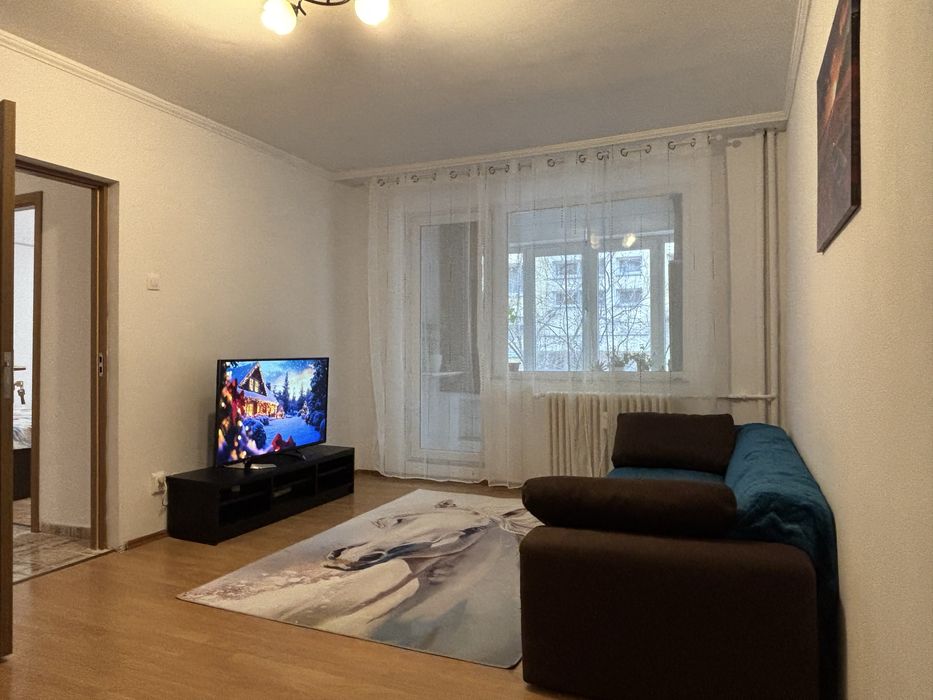Vand apartament 2 camere,54 m,decomandat,patrer inalt
