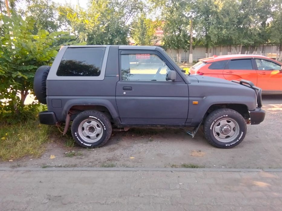 Daihatsu F300 feroza