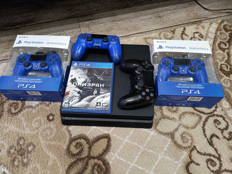 PlayStation 4 slim