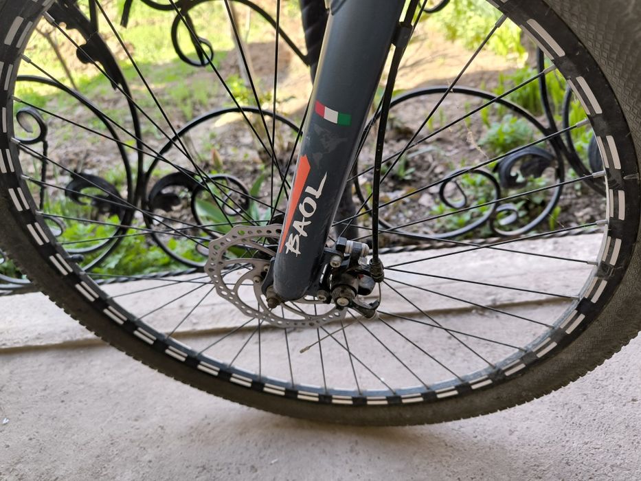 Продам велосипеды,один из них 29,другой 26  и детский складной.