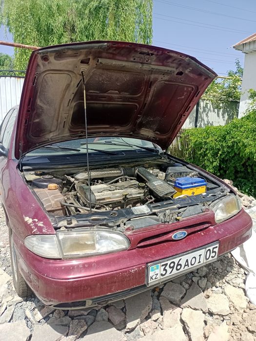 Продам Форда состояние хорошее