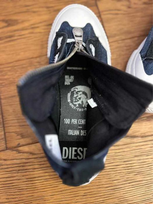 DIESEL seankersi tenisi barbati, marime 42