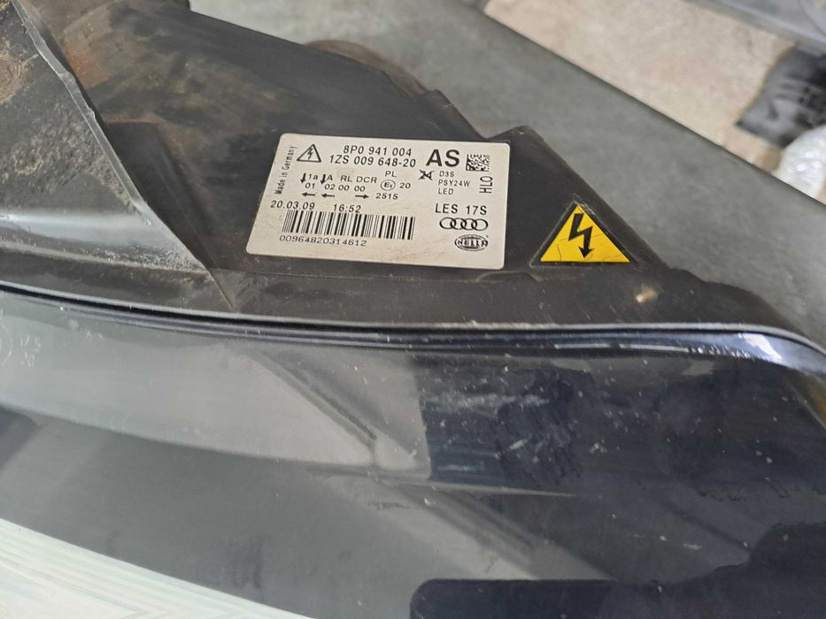 Far stanga dreapta Faruri Audi A3 8p 8PA 3 Facelift cu Xenon LED Adaptive 8P0941003