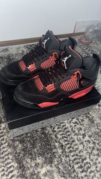 Jordan 4 red thunder marime 41