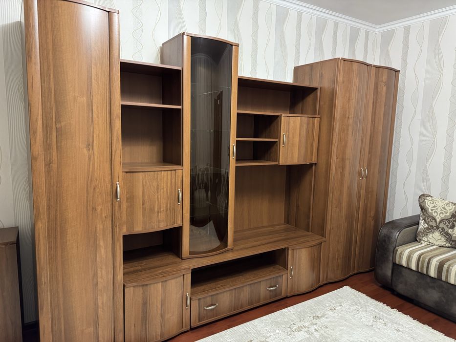 Шкаф для гостиной комнаты