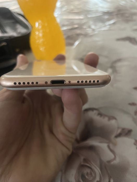 Iphone 8 ishlashlari chotki