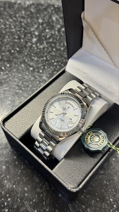 часы ролекс новые