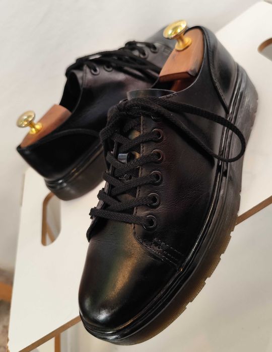 Pantofi sport casual 41 Dr. Martens piele naturala superioara moale