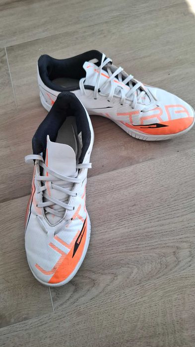 Adidasi Puma ultra 42