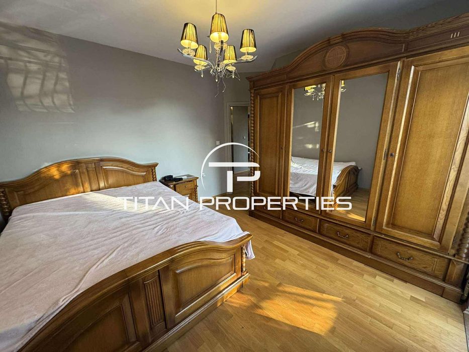 Тристаен апартамент, под наем, Център