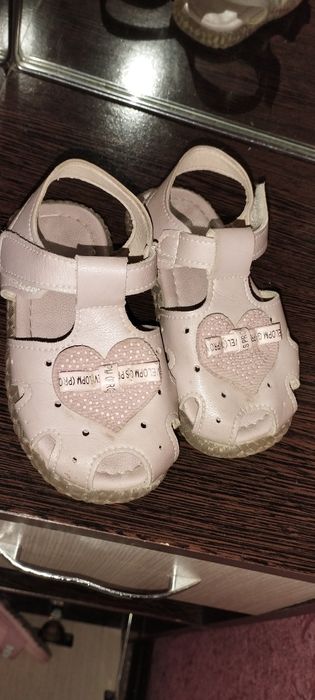 Сандали детские  27 размер