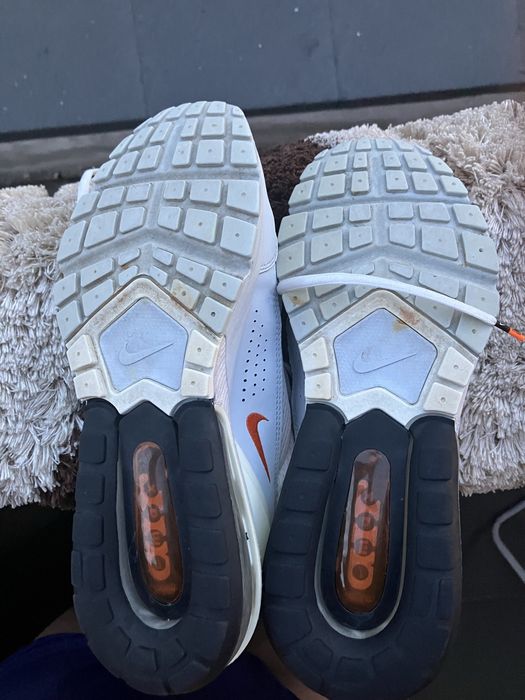 Маратонки NIKE AIR MAX PULSE номер 44,5