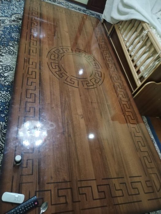 Katta xontaxta oyogi 2 ta kotta qsayam boladi kichkinayam boladi yangi