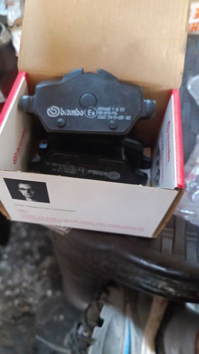 Чисто нови накладки за BMW E90, E87 Brembo P 06 037