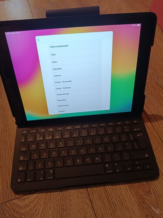 iPad 7th Sim card celular Tastatură
