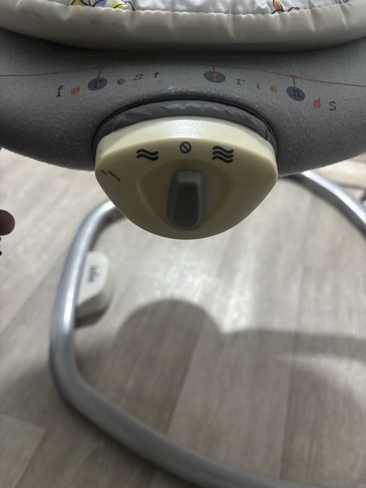 Шезлонг для новорожденных