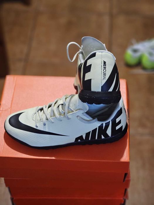 Nike Jr. Mercurial Vapor 15 Club TF Junior sintetic 38
