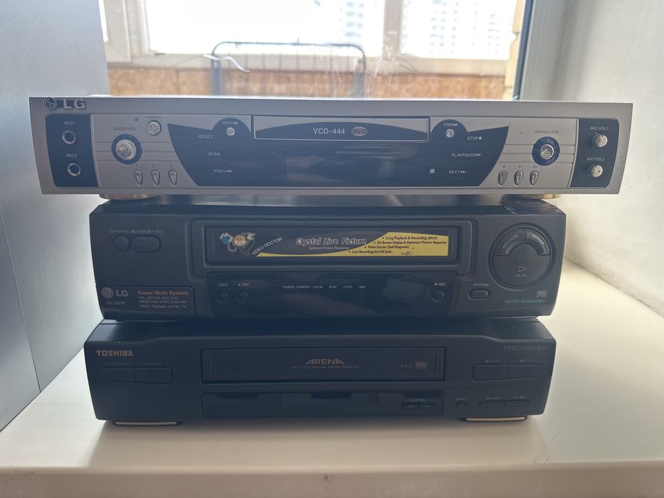 Приставки, DVD.